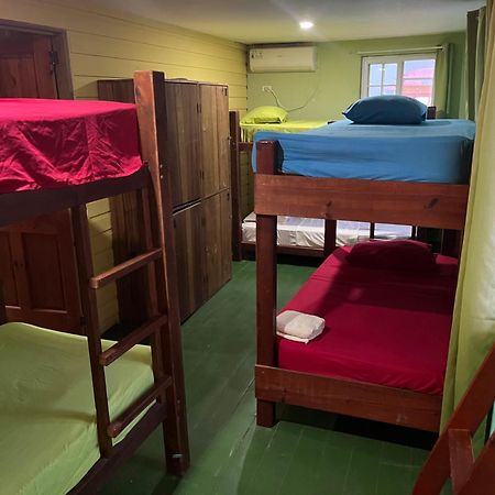 Hostal Cay Bastimentos Εξωτερικό φωτογραφία