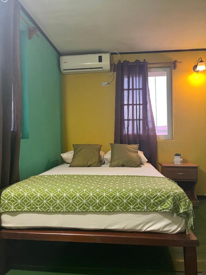 Hostal Cay Bastimentos Εξωτερικό φωτογραφία