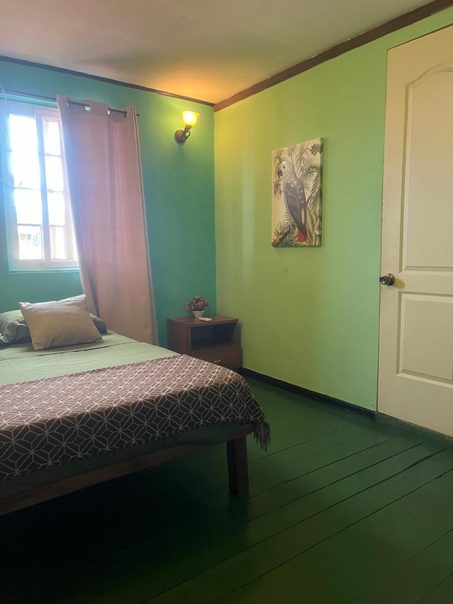 Hostal Cay Bastimentos Εξωτερικό φωτογραφία